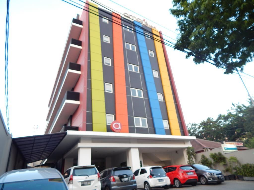 Amaris Hotel Senen Jakarta Luaran gambar